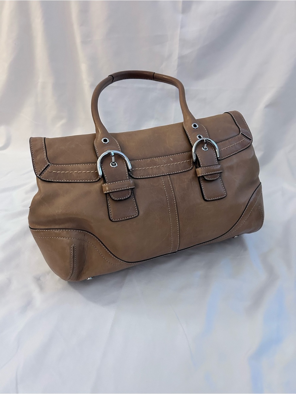 Coach Hampton SoHo Satchel - Picture 3 of 14